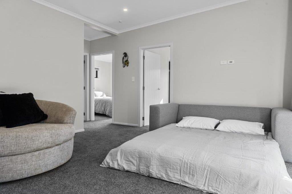Recline On Leo Villa Waihi Bagian luar foto